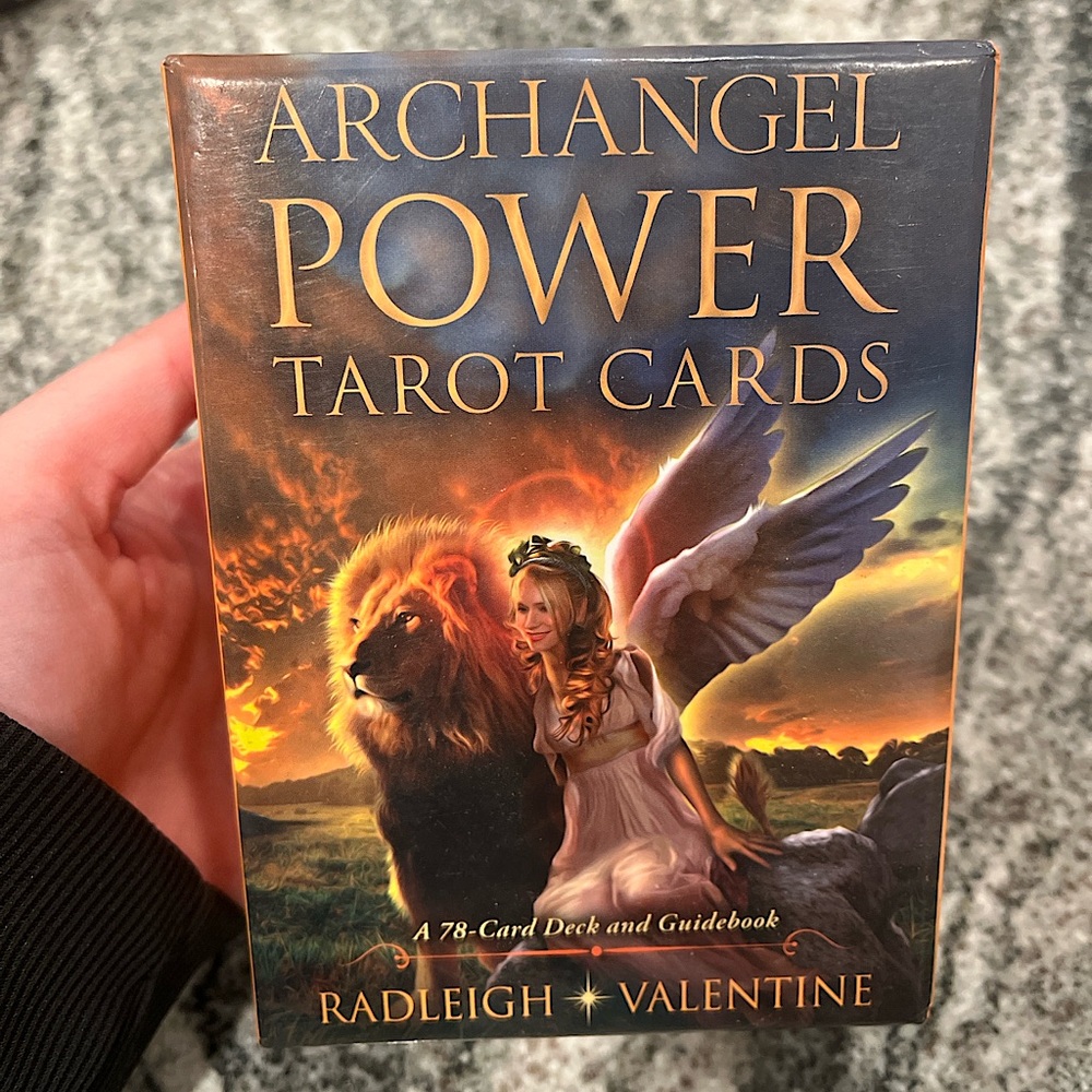 Beautiful Tarot Oracle Cards - Archangel